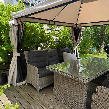 Idyllisches Kleines Mit Tollem Garten *